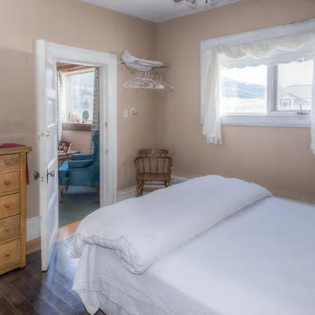Country Encounters Accommodations-2
